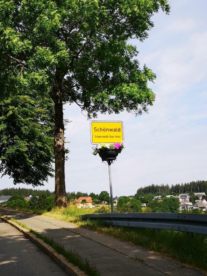 Appartment Leo Schönwalde Eksteriør bilde